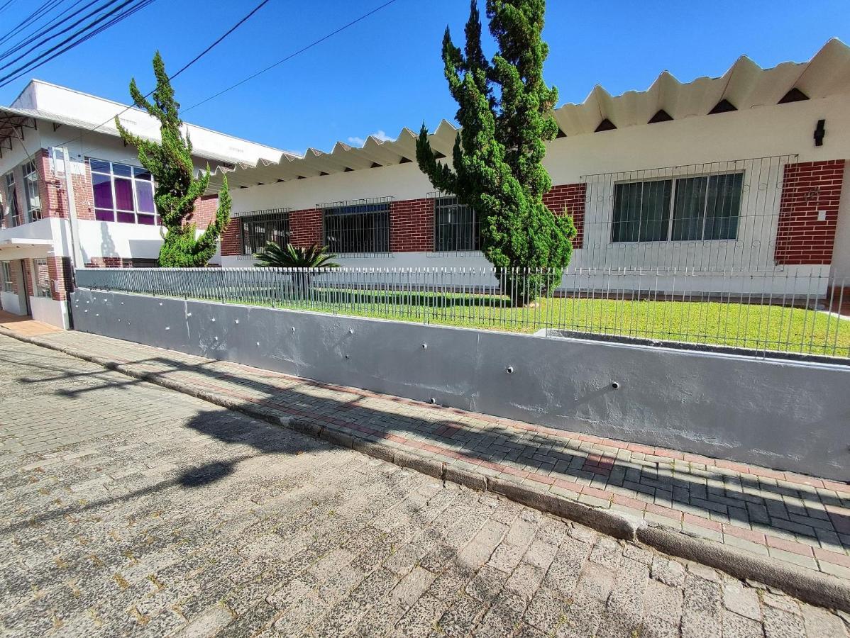 Villa Bilac 08 - Aconchegante Studio Proximo A Vila Germanica Blumenau Esterno foto